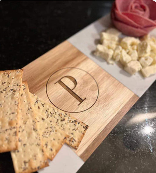 White Marble and acacia wood charcuterie board