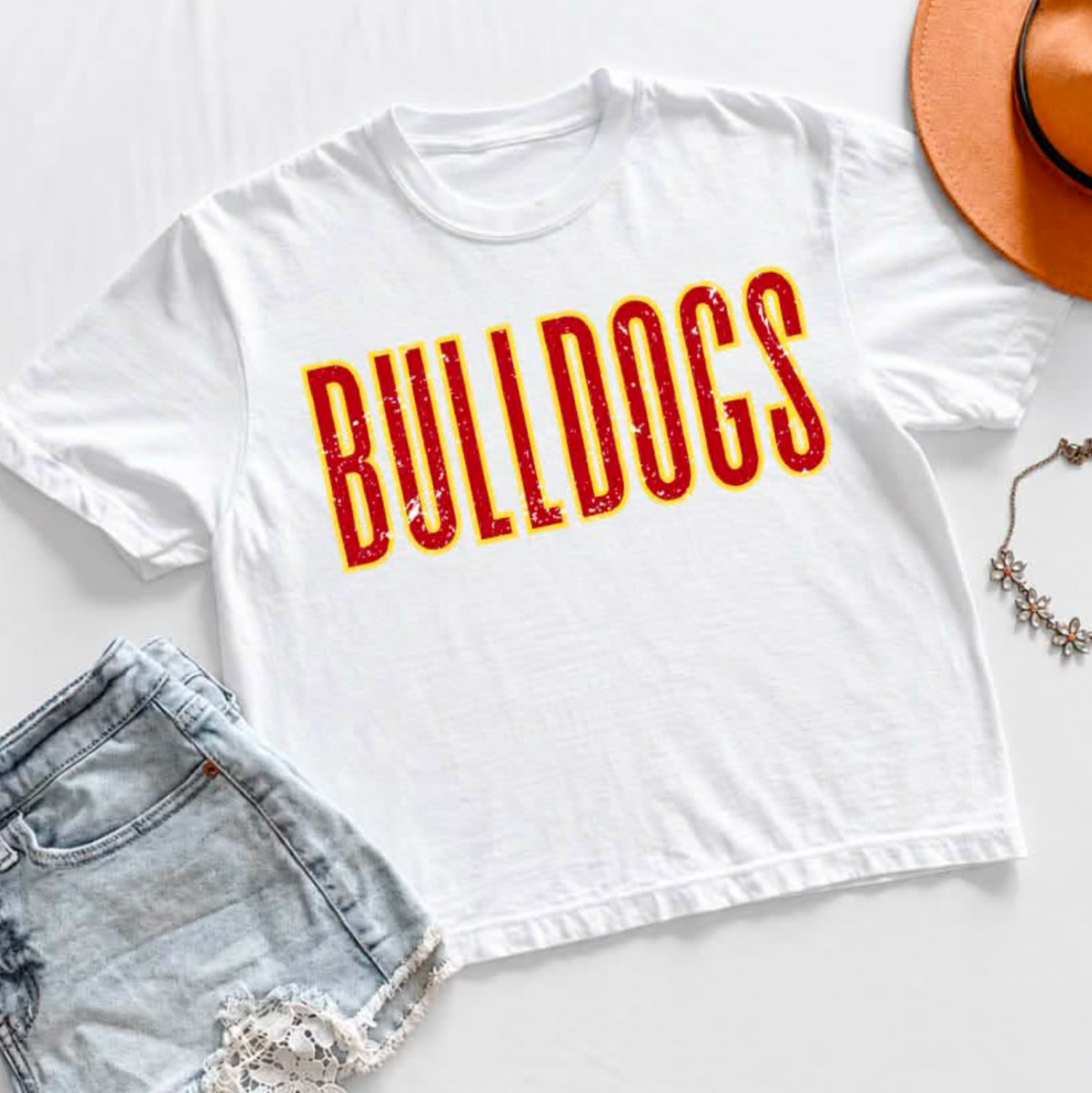 Bulldogs red/yellow distressed